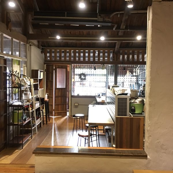 好喜歡一簞食的這個畫面　很靜很美好